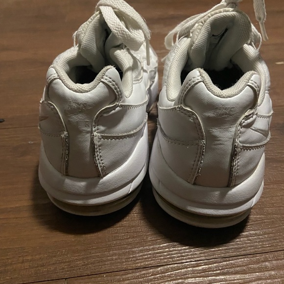 Nike AirMax - Picture 3 of 4